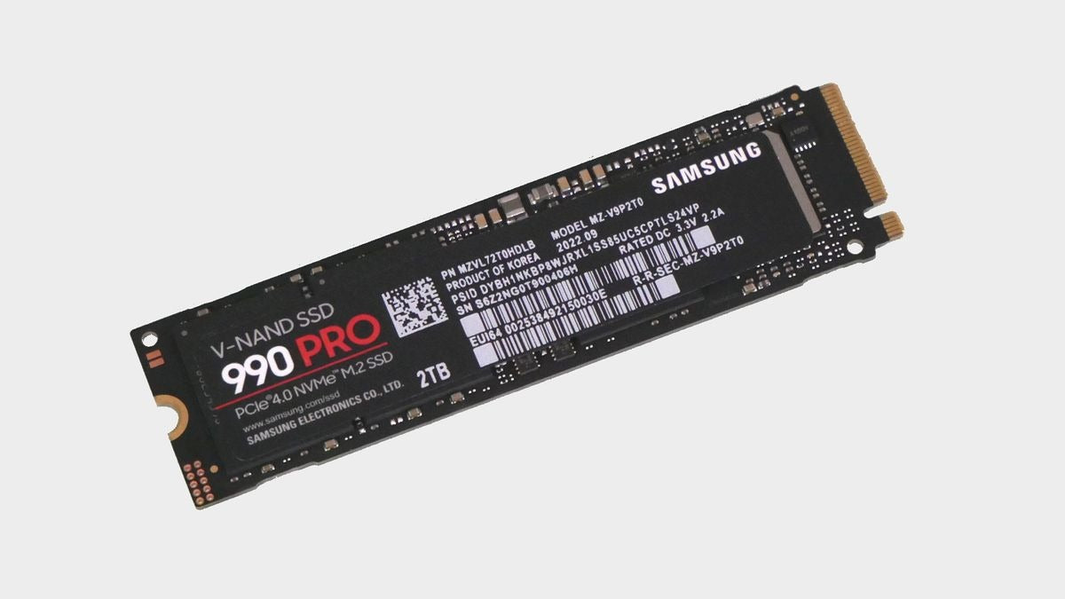 SAMSUNG 990 Pro 2 TB NVMe M.2 Internal SSD MZ-V9P2T0BW